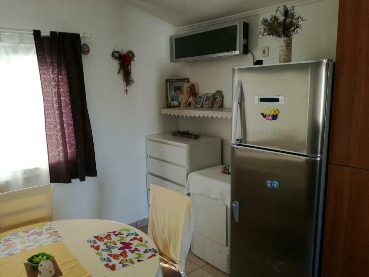 Apartments Mira Jadrtovac Екстер'єр фото
